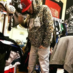 Meet your Posher, Sean